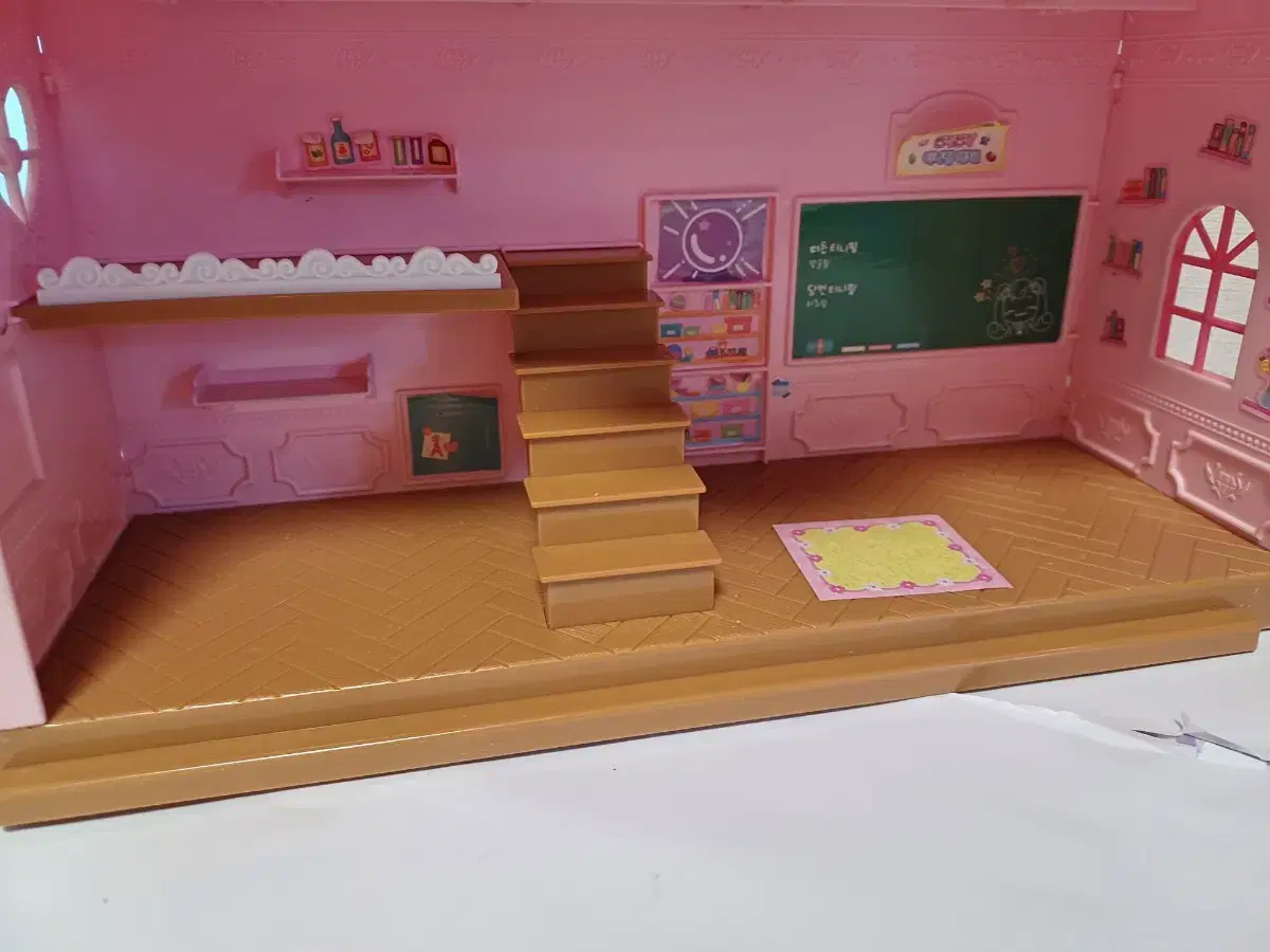 thumbnail-4